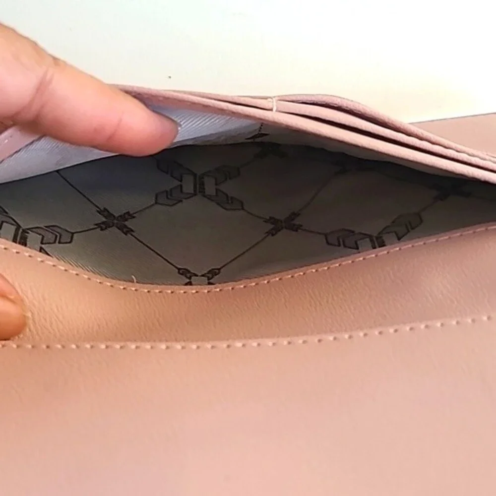 Light pink Marietta Aimee Kestenberg Bifold Wallet